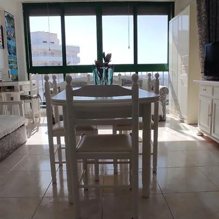 Your Terrace On The Ocean شقة *